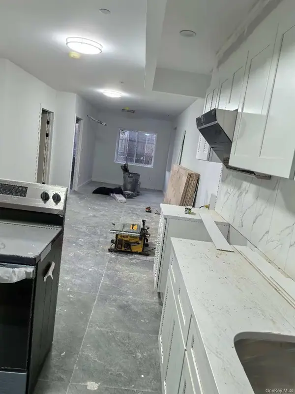 23-06 College point BLVD, College Point, NY 11356