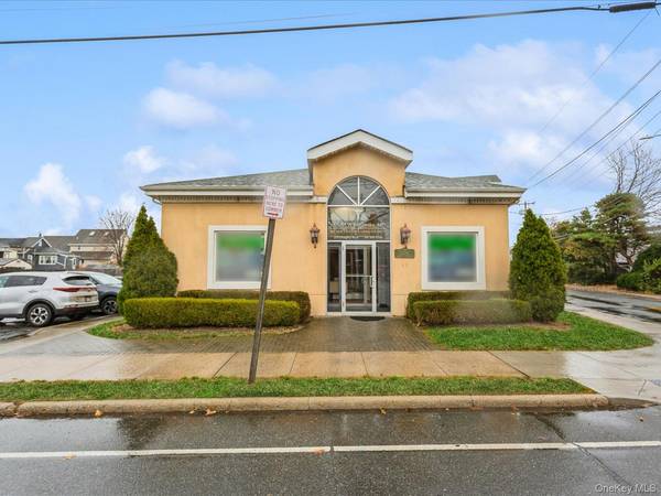 270 Doughty BLVD, Inwood, NY 11096