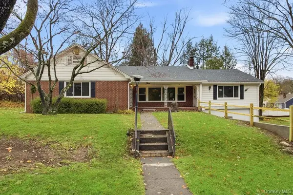 3 Lake DR, Ellenville, NY 12428