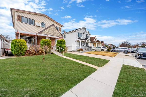 120-43 234th ST, Cambria Heights, NY 11411