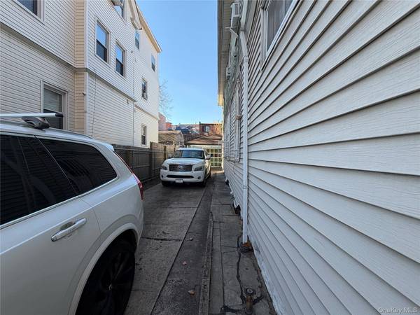 40-36 69 ST, Woodside, NY 11377