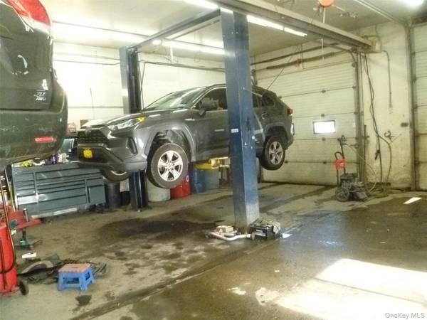 1104 Route 9W, Marlboro, NY 12542