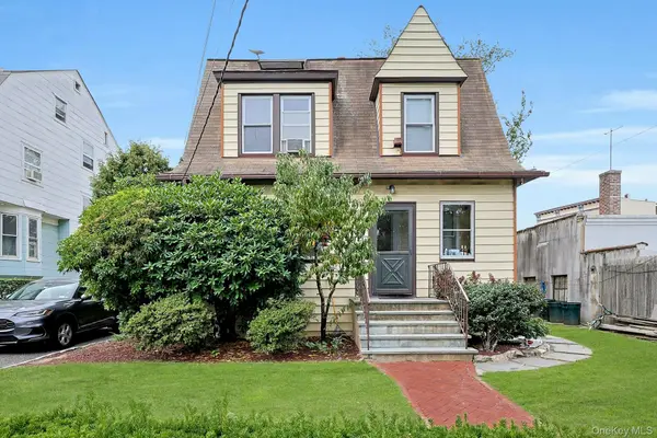 11 Woodland AVE, New Rochelle, NY 10805