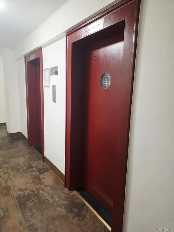 16420 Highland AVE #2V, Jamaica Hills, NY 11432