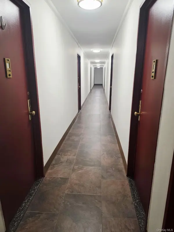 16420 Highland AVE #2V, Jamaica Hills, NY 11432