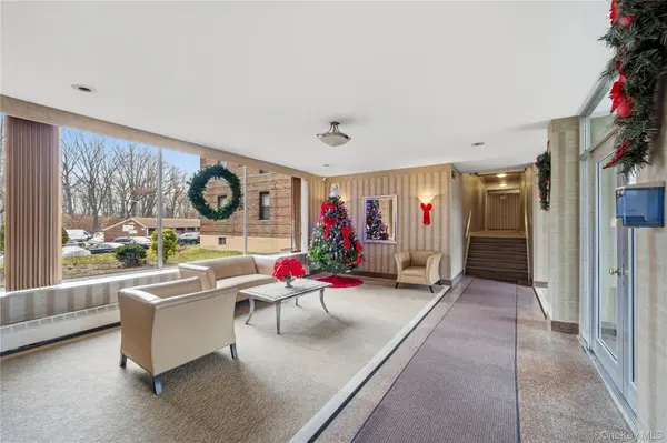 226-26 Union TPKE #1R, Bayside, NY 11364
