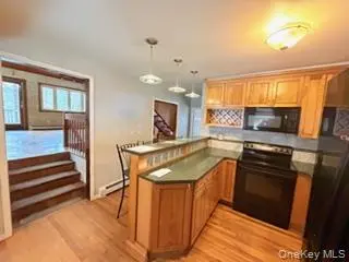 10 Green Acres LN, Brewster, NY 10509