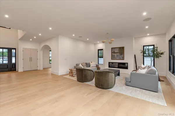 1497 Carroll ST, Wantagh, NY 11793