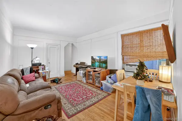 673 Locust ST #1F, Mount Vernon, NY 10552