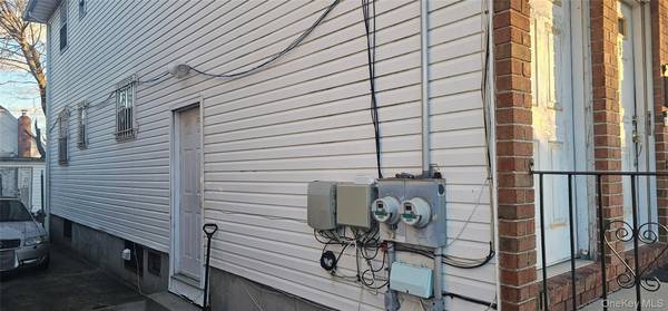 144-49 223rd ST, Laurelton, NY 11413