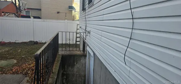 144-49 223rd ST, Laurelton, NY 11413