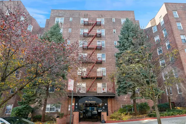 67-30 Clyde ST #7K, Forest Hills, NY 11375