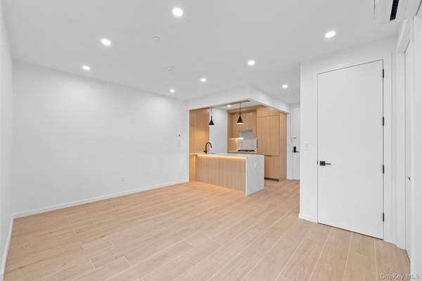 366 Harman ST #4R, Brooklyn, NY 11237