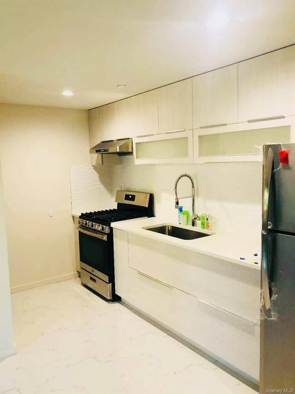35-08 146th ST #4C, Flushing, NY 11354