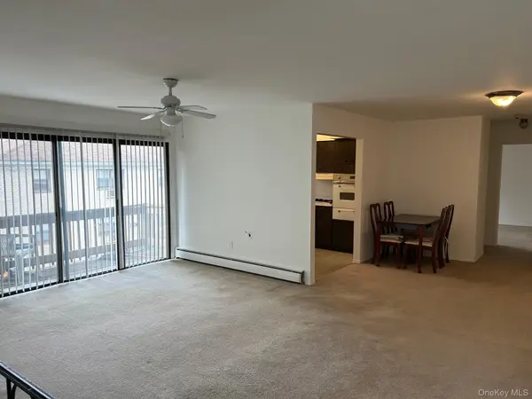 122 Sneden PL #122, Spring Valley, NY 10977