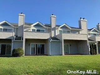 34 MONTAUK HIGHWAY #12, Westhampton, NY 11977