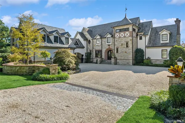 200# Centre Island RD, Centre Island, NY 11771