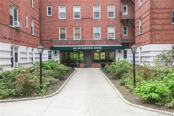 247 Parkview AVE #6P, Bronxville, NY 10708