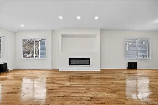 11512 197th ST, Saint Albans, NY 11412