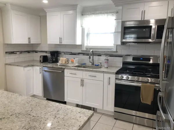321 W Walnut ST #2, Long Beach, NY 11561