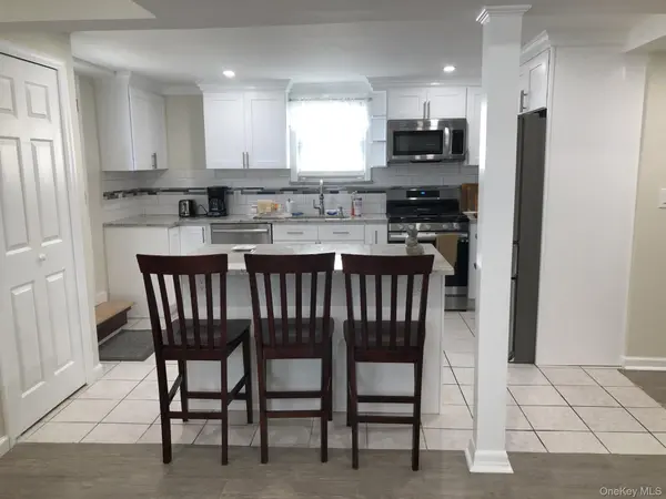 321 W Walnut ST #2, Long Beach, NY 11561