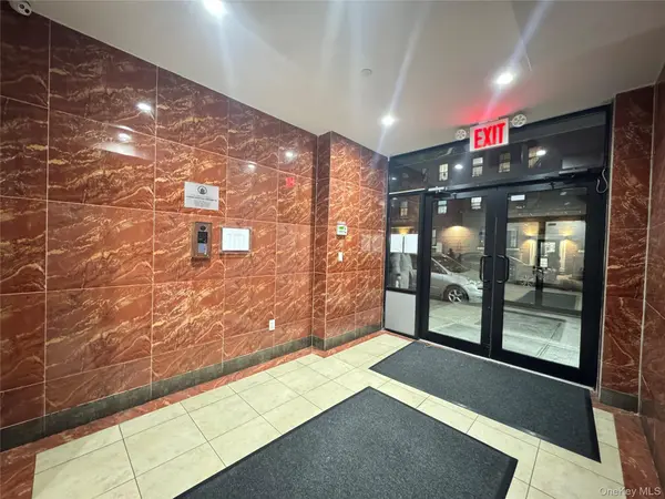 3749 81st ST #3A, Jackson Heights, NY 11372