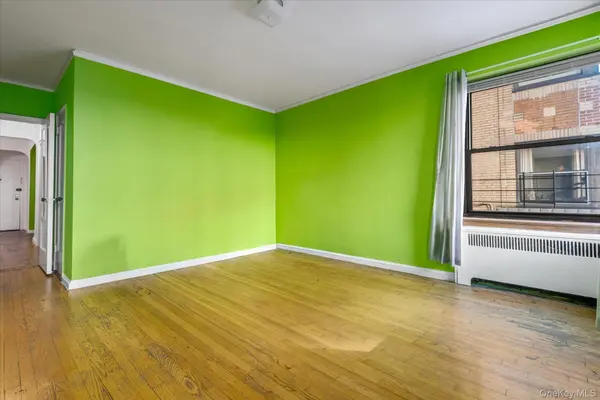 251 Seaman Avenue #2H, New York (manhattan), NY 10034