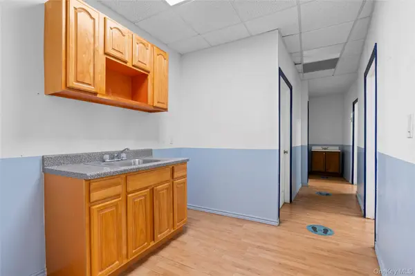 12115 Jamaica AVE, Richmond Hill, NY 11418