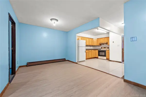 94-44 45th AVE, Elmhurst, NY 11373