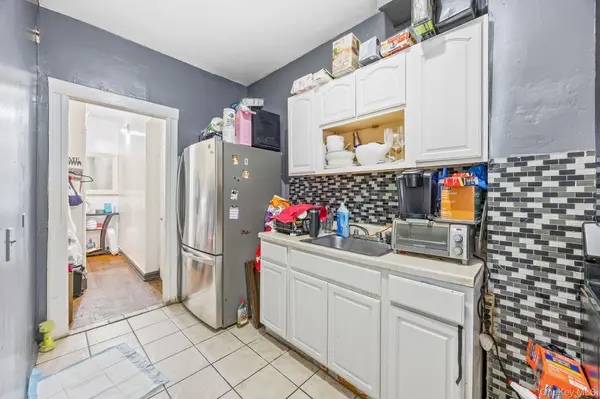 927 E 35th ST, Brooklyn, NY 11210