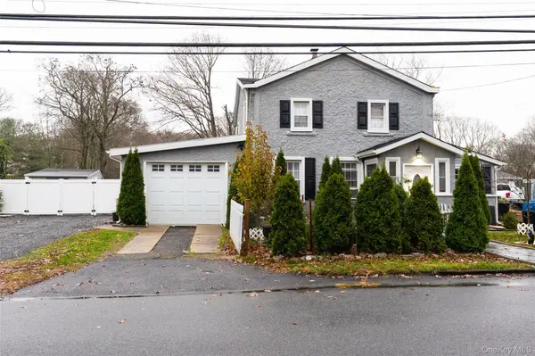163 Orchard RD, East Patchogue, NY 11772