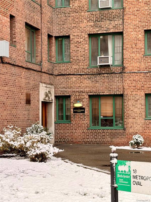 18 Metropolitan oval #3C, Bronx, NY 10462