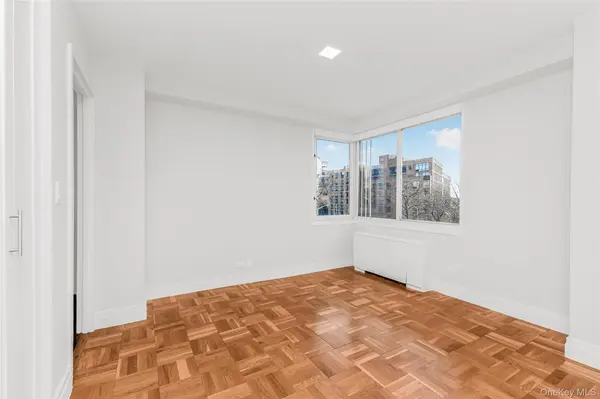 3333 Henry Hudson Pkwy #4B, Bronx, NY 10463