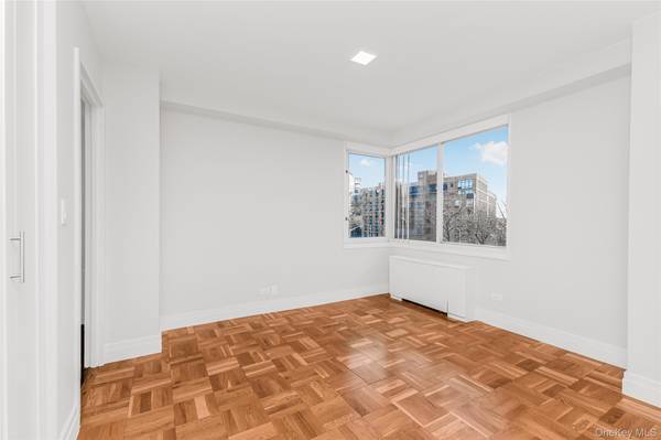 3333 Henry Hudson Pkwy #4B, Bronx, NY 10463