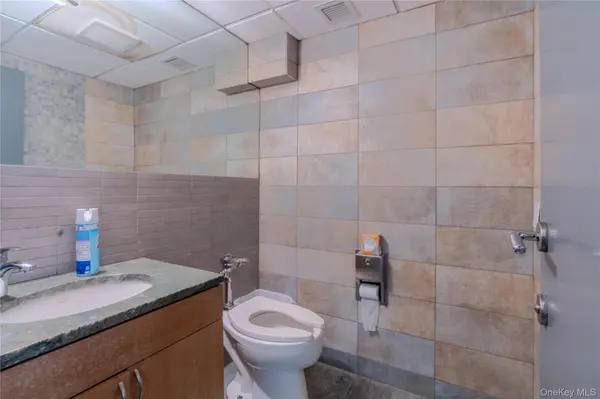 36-36 Main ST #6N, Flushing, NY 11354