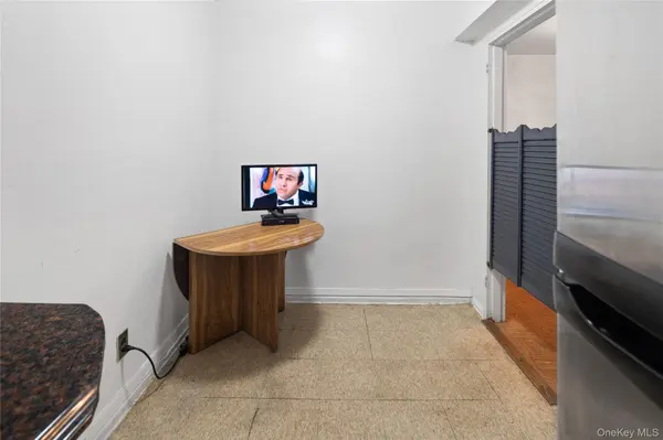 38-15 149th Street #6M, Flushing, NY 11354