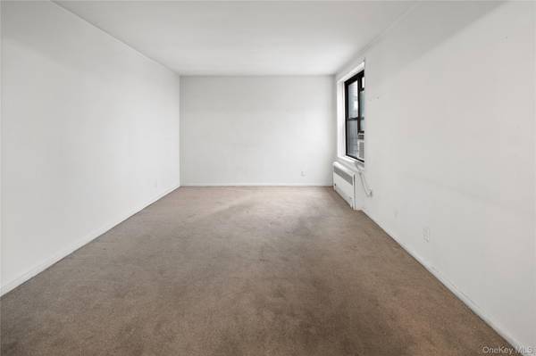 38-15 149th Street #6M, Flushing, NY 11354