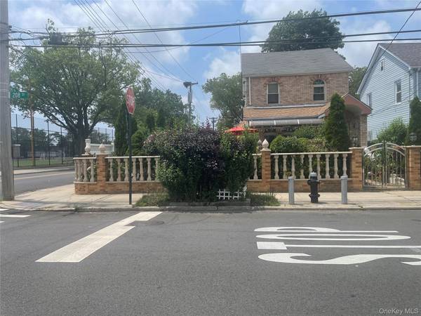 114-68 208th ST, Cambria Heights, NY 11411