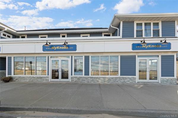14 Bayville AVE, Bayville, NY 11709