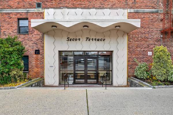 1122 Yonkers Avenue #6F, Yonkers, NY 10704