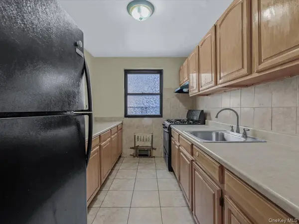 44-05 Macnish ST #1B, Elmhurst, NY 11373