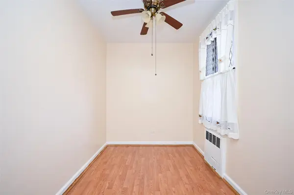 33-26 92 ST #4X, Jackson Heights, NY 11372