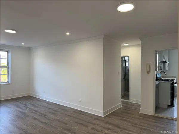 222-89 Braddock AVE #3-E, Bellerose, NY 11428