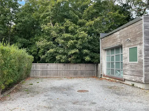 25 N North Sea RD, Southampton, NY 11968