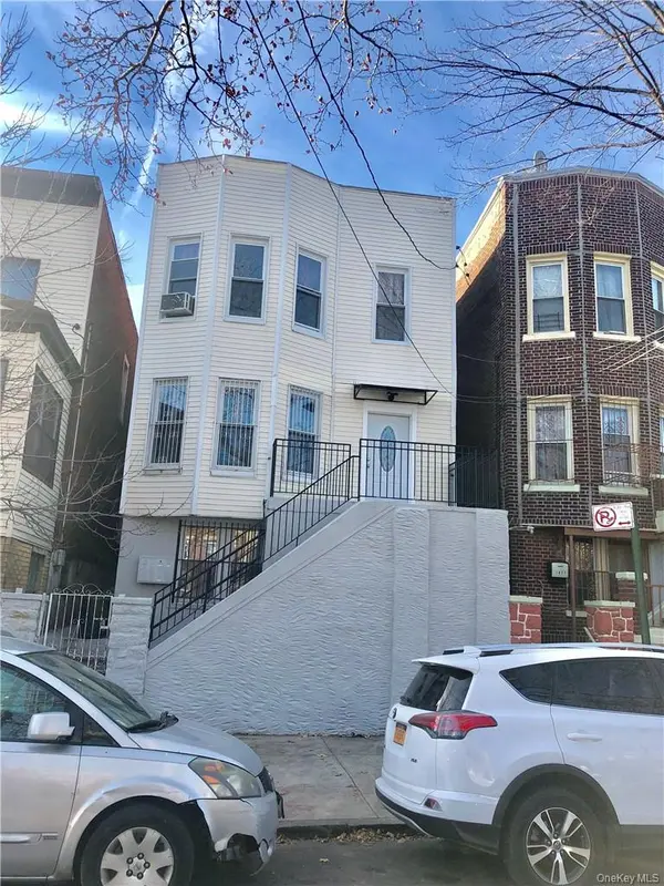 1823 Amethyst ST, Bronx, NY 10462