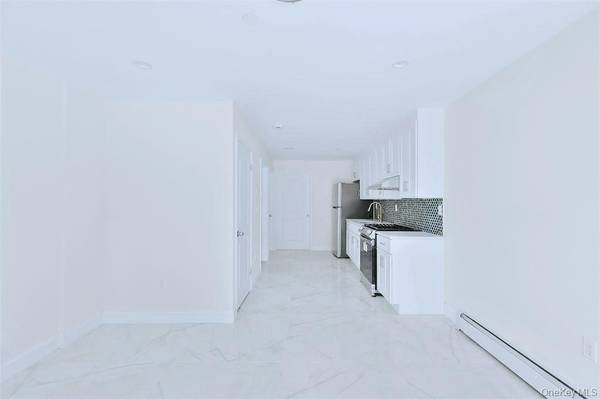 107-47 49th Ave, Corona, NY 11368