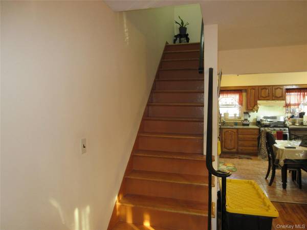 3228 Tenbroeck AVE, Bronx, NY 10469