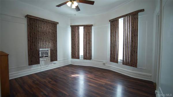 1718 Melville ST, Bronx, NY 10460