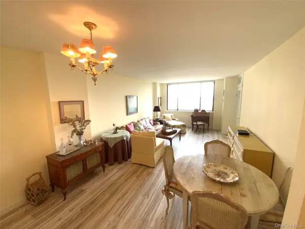 27010 Grand Central Pkwy #10X, Floral Park, NY 11005