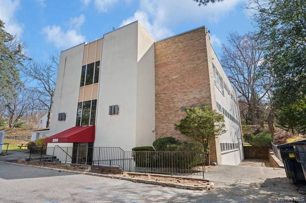 200 S Broadway #2-1 BLDG 2, Tarrytown, NY 10591